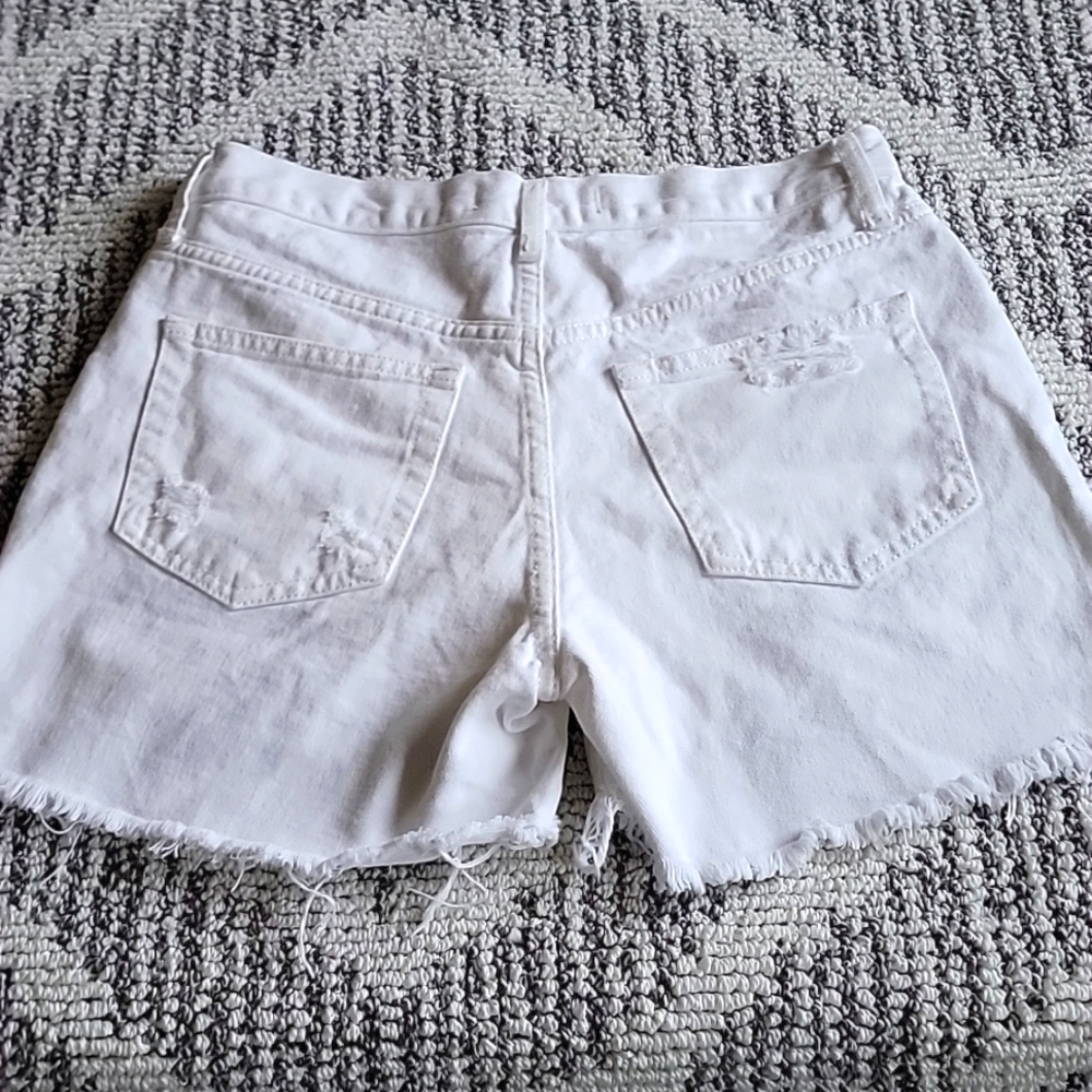 We The Free White Maggie Mid Rise Short Size 26 - Picture 5 of 9